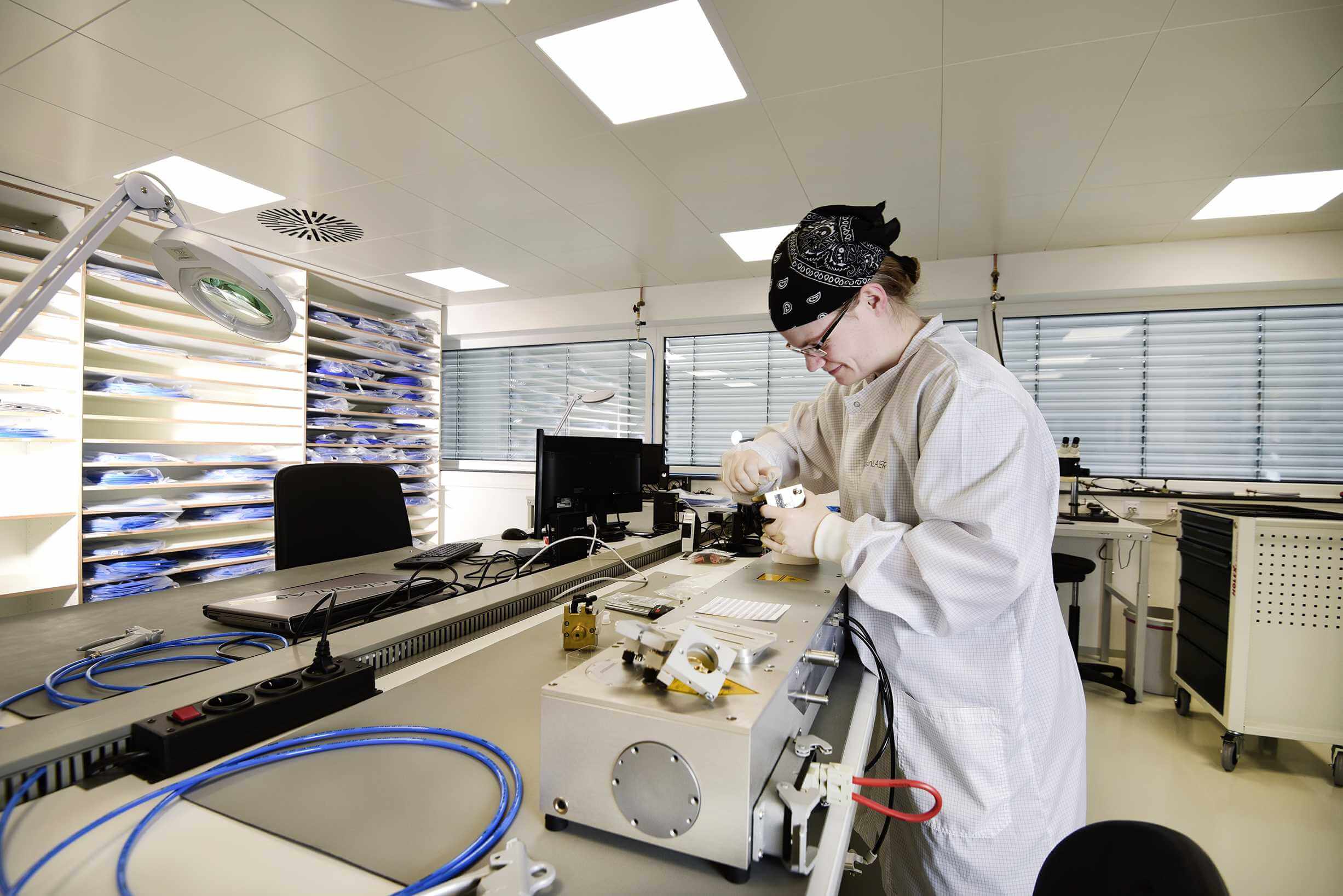 Laser cleanLASER is manufacturer for compact cleaning lasers